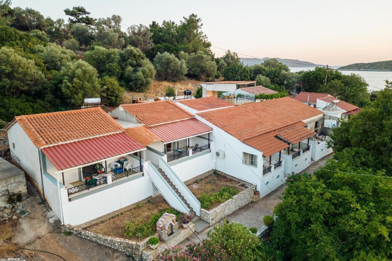 Sea Salt Apartments Poseidonion Exterior photo